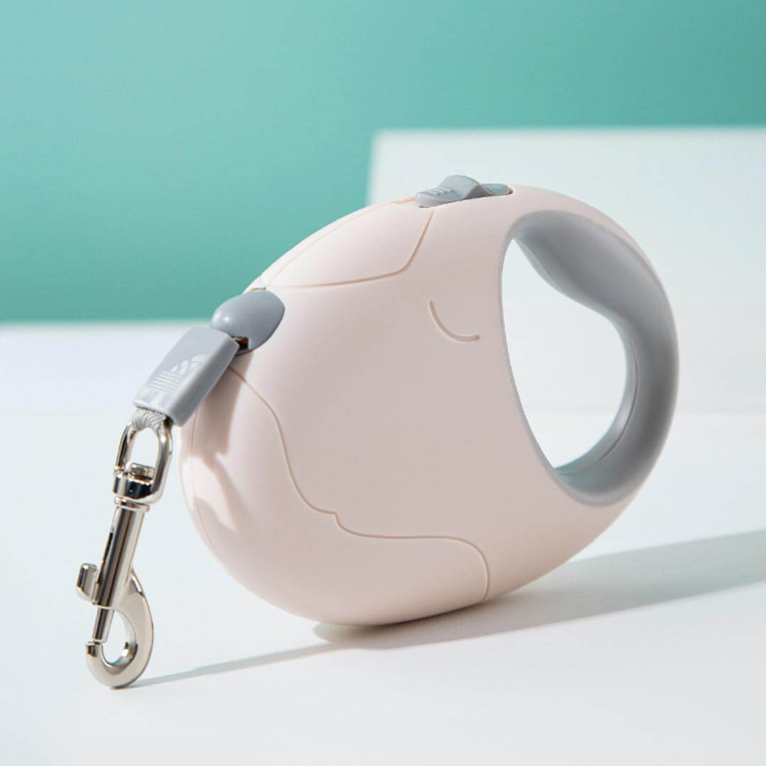 Luna Retractable Cat Leash