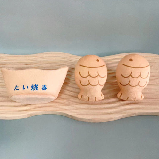 Taiyaki Squeaky Catnip Toys